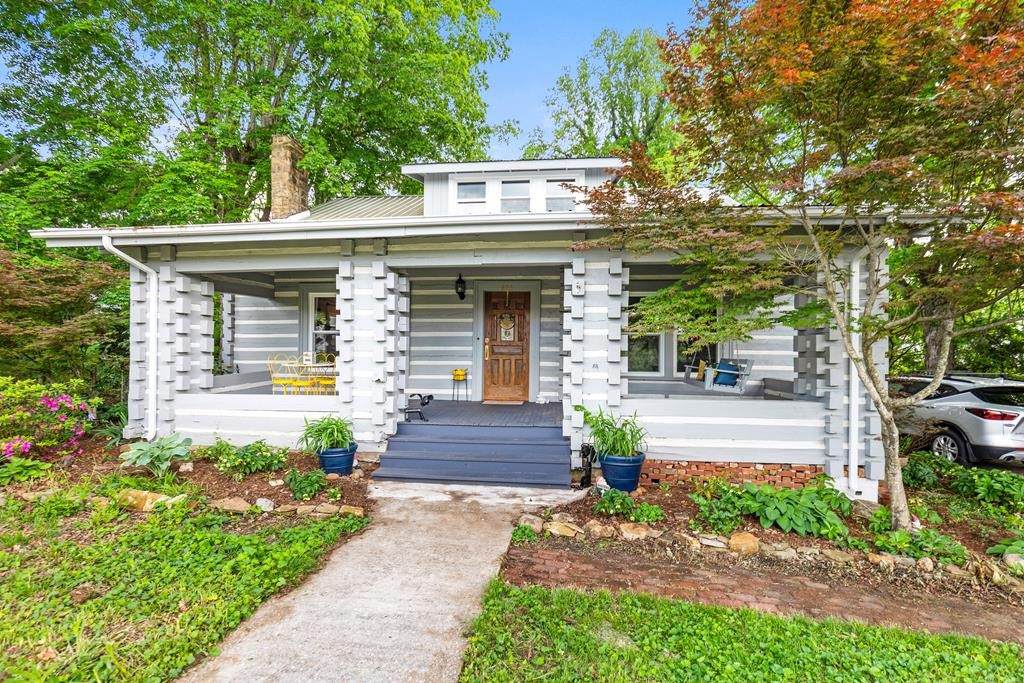 403 Gaines St - Photo 1