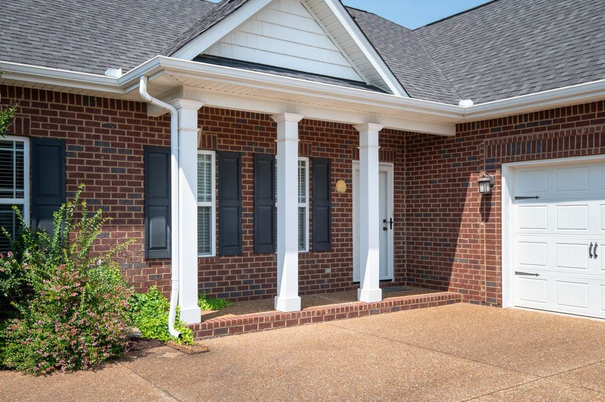 https://bt-photos.global.ssl.fastly.net/nashville/orig_boomver_1_RTC2915616-1.jpg