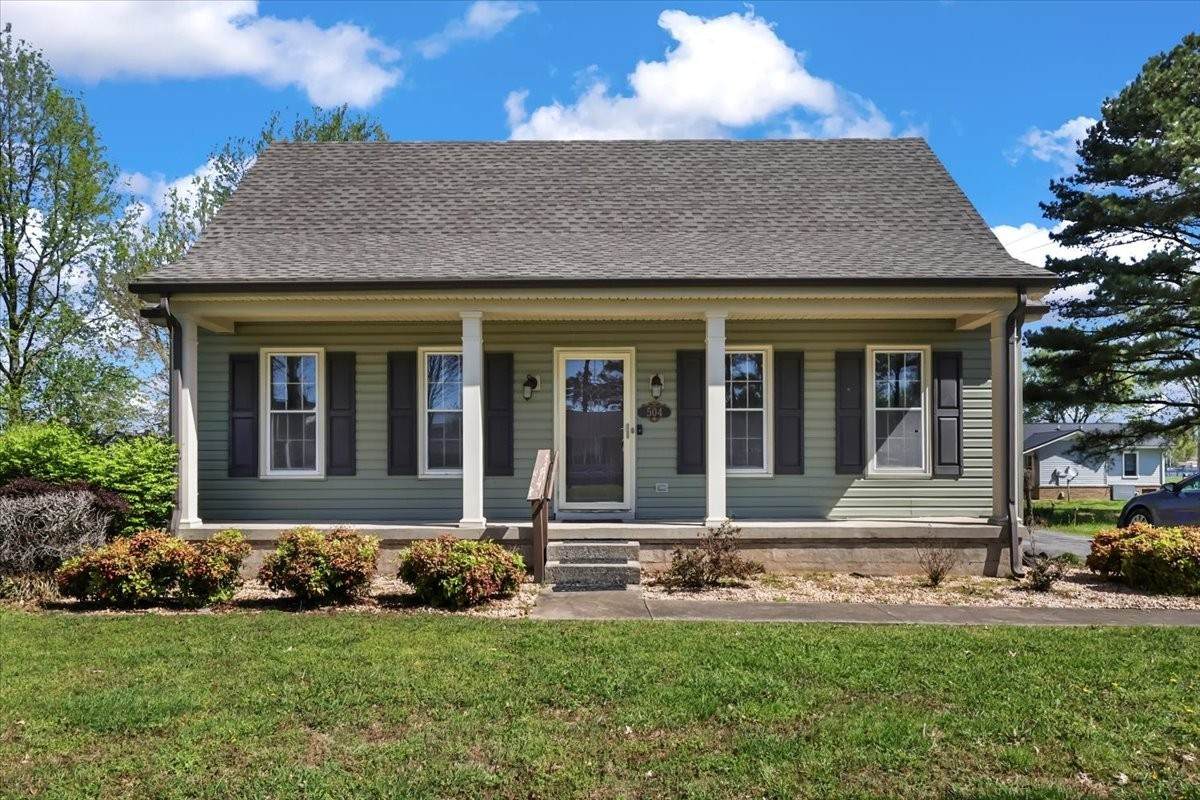 504 Fairbrook St - Photo 1
