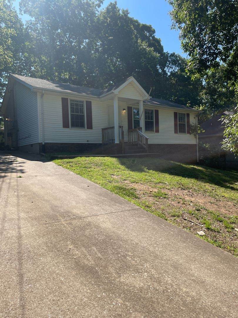 529 Aspen Dr - Photo 1