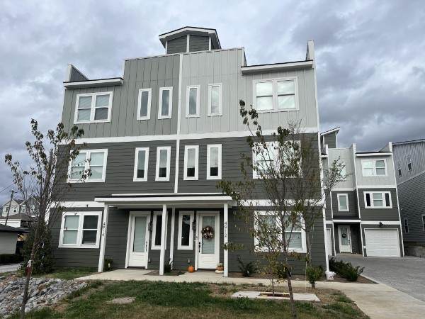 4914 Delaware Ave - Photo 1