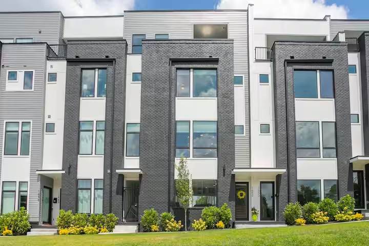 1650 19th Ave - Photo 1