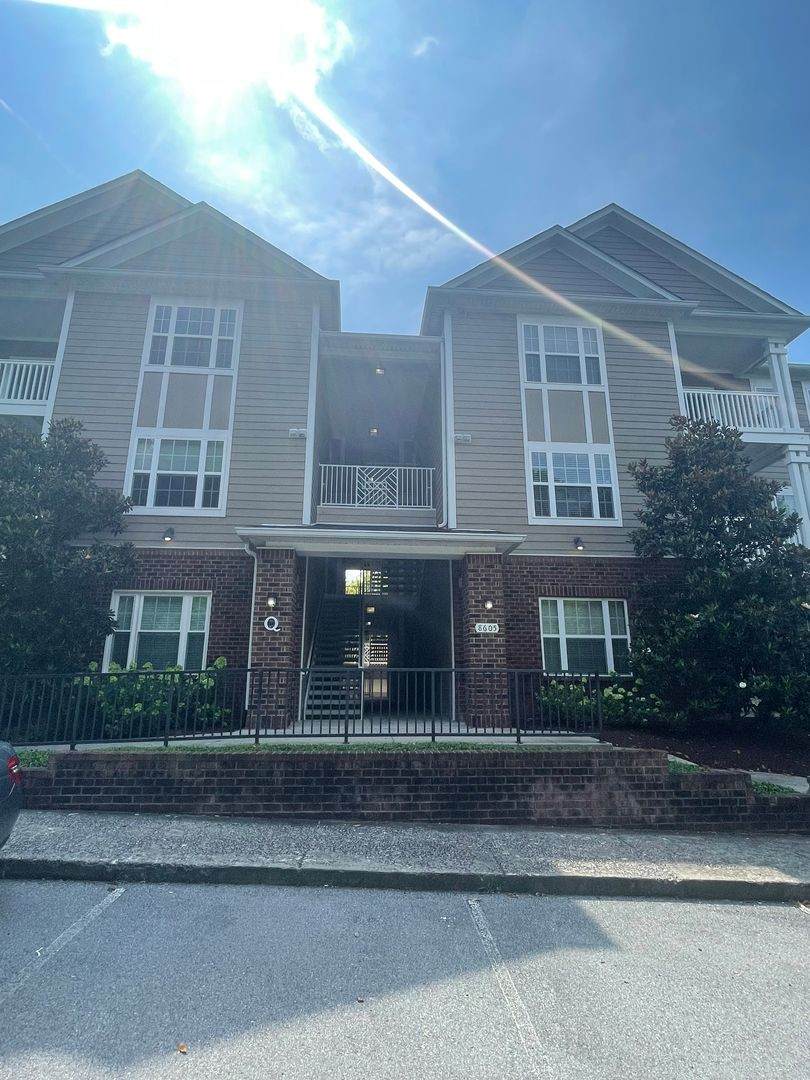 8605 Peckham Ln - Photo 1