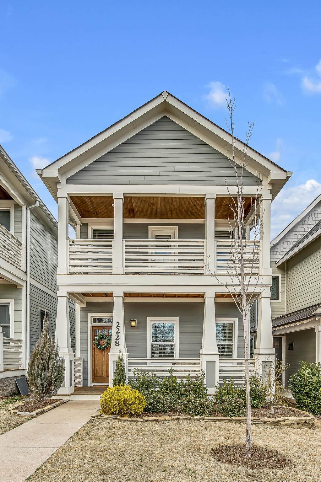2228 Batavia St - Photo 1