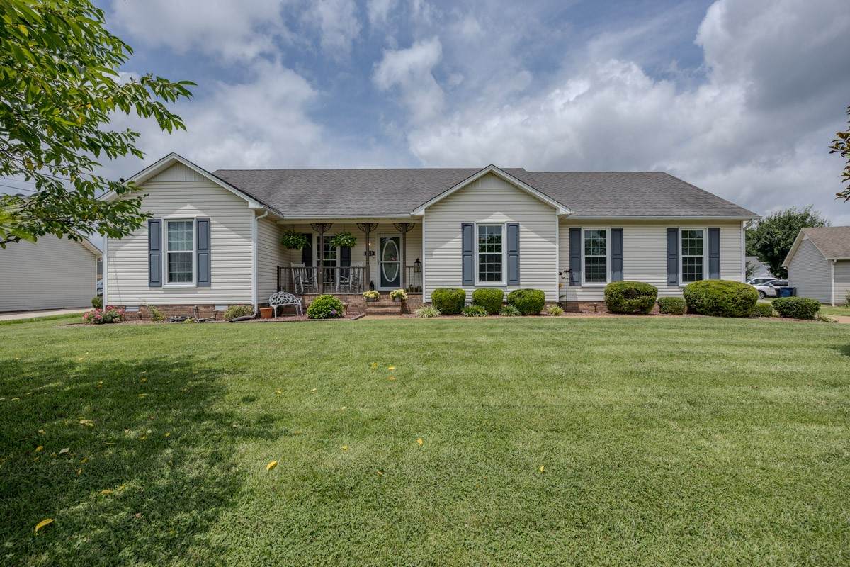 105 Dale Ct - Photo 1