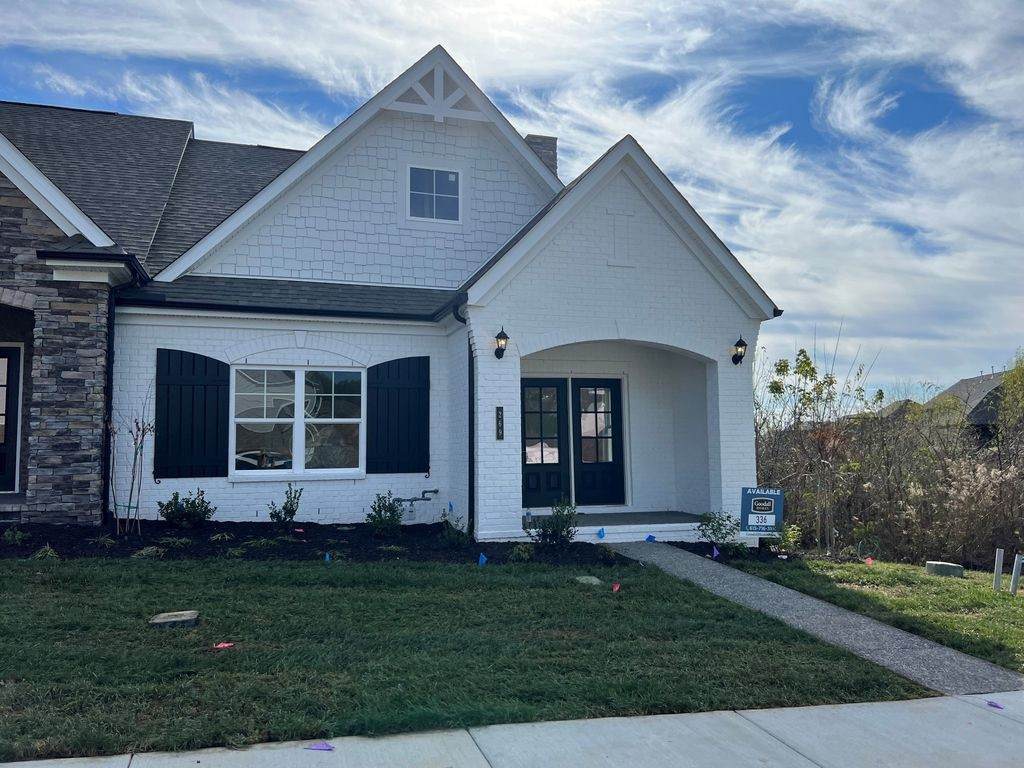 269 Cloverbrook Way - Photo 1