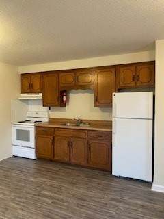 https://bt-photos.global.ssl.fastly.net/nashville/orig_boomver_1_RTC2937023-1.jpg