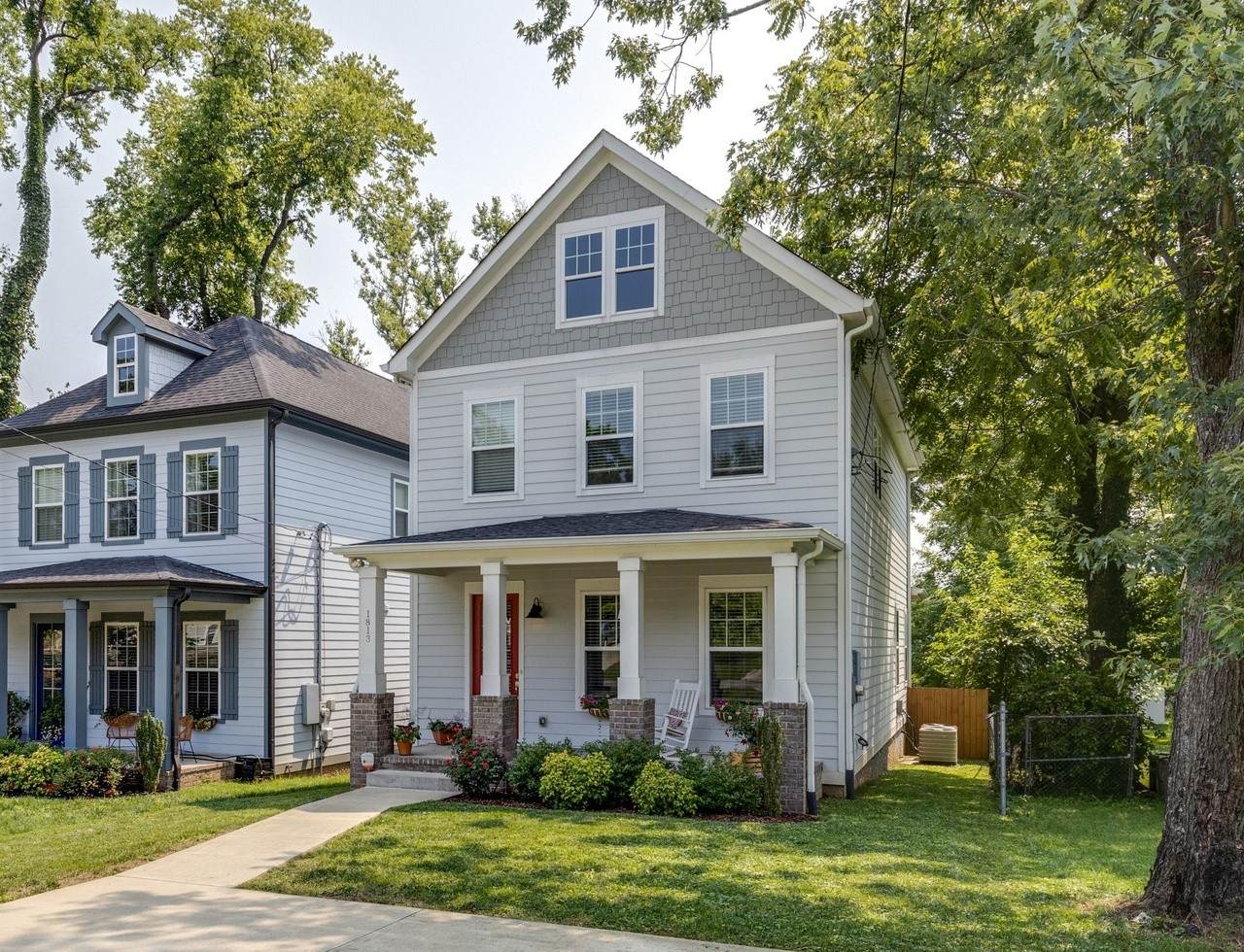 1813 Sherwood Ln - Photo 1