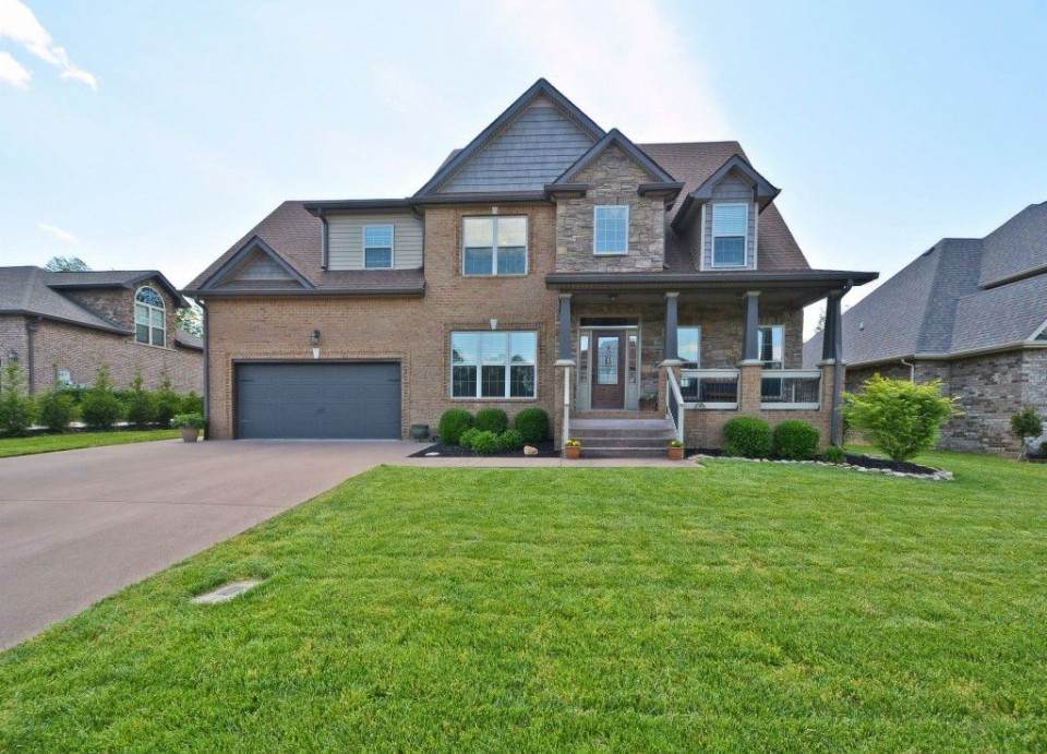 181 Roanoke Station Cir - Photo 1