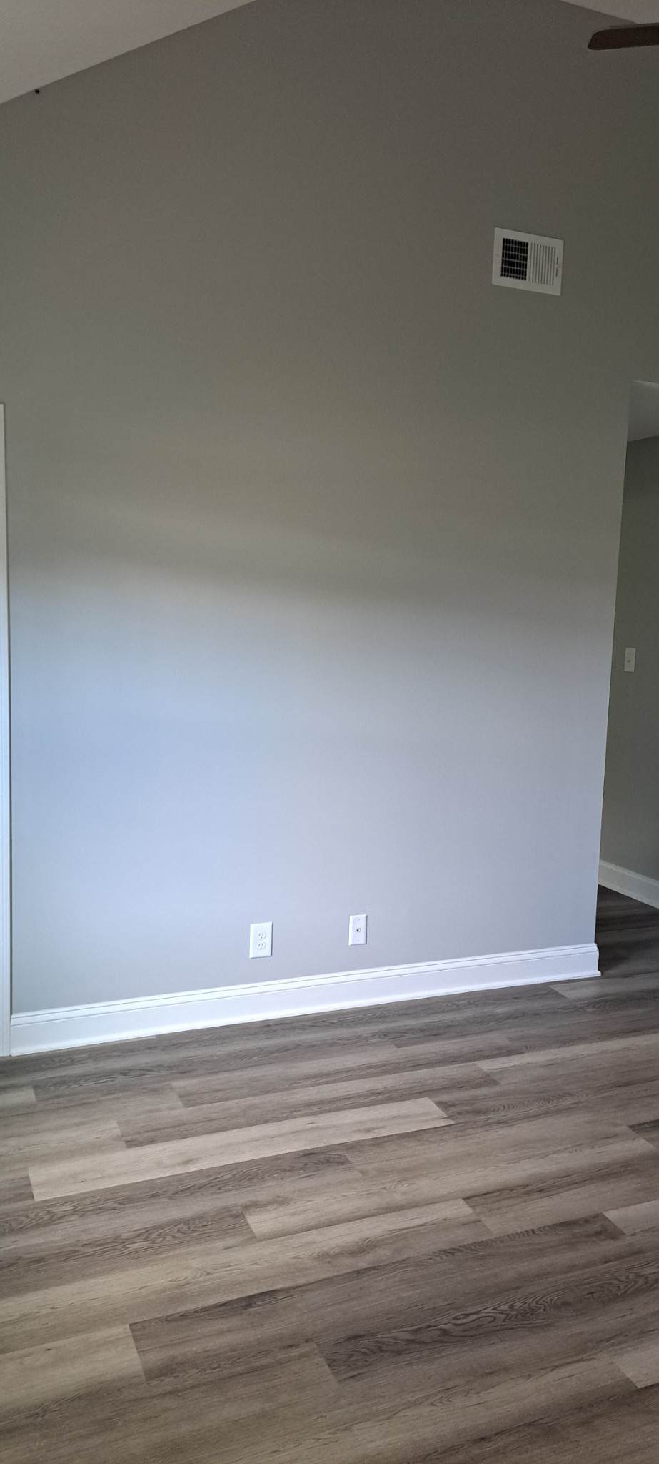 https://bt-photos.global.ssl.fastly.net/nashville/orig_boomver_1_RTC2945402-1.jpg