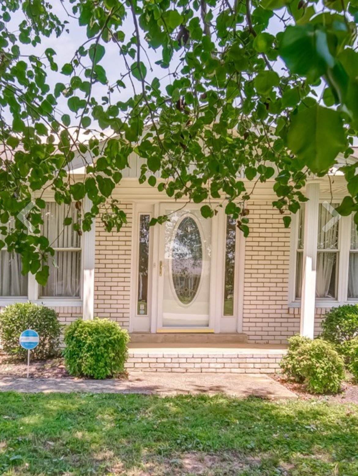 541 Des Moines Dr - Photo 1