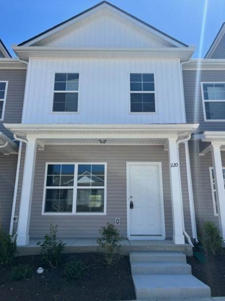 220 Tara Ct - Photo 1
