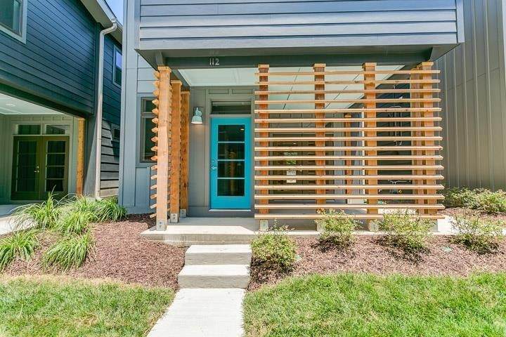 112 Colbert Way - Photo 1