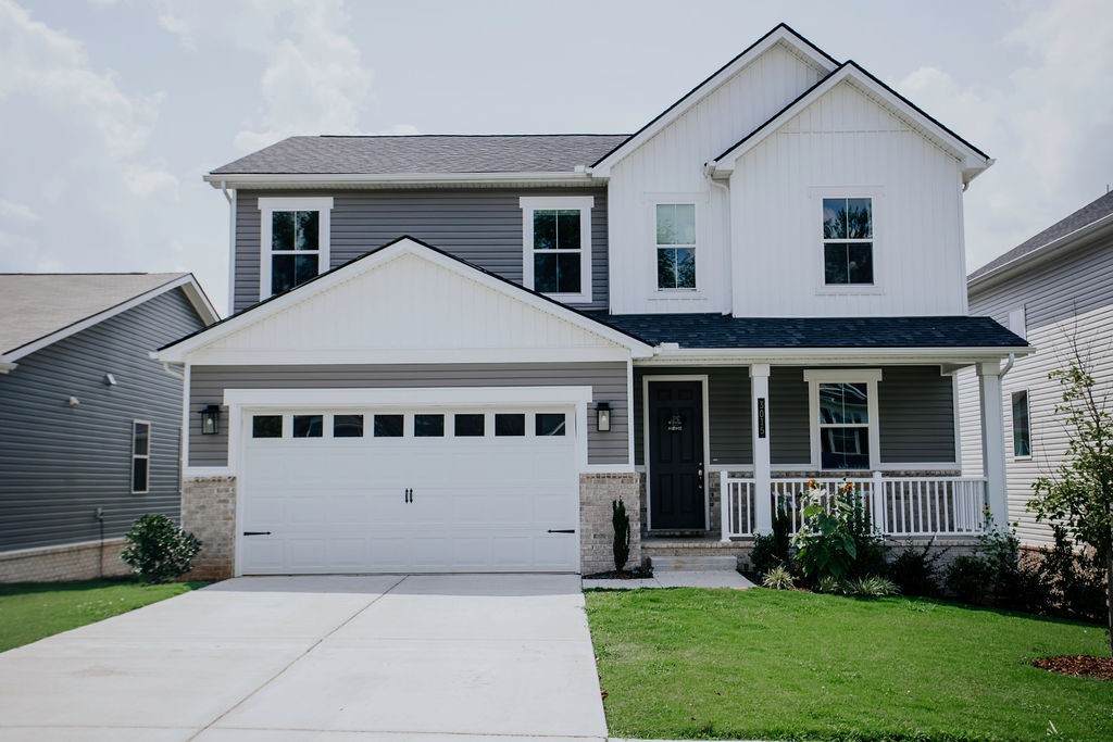 3015 Fernwood Ln - Photo 1