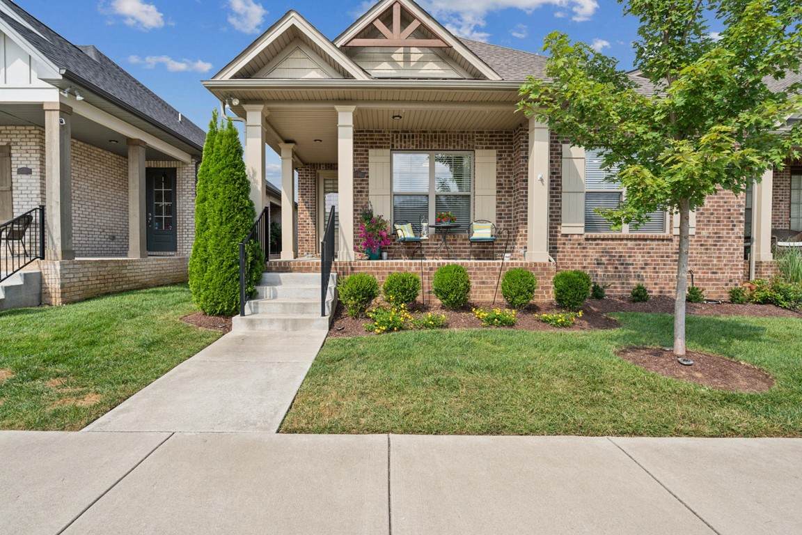 1140 Cavaletti Cir - Photo 1
