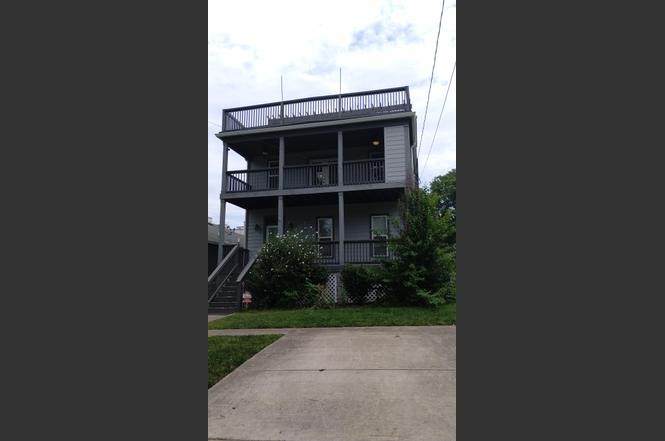 1110 Argyle Ave - Photo 1