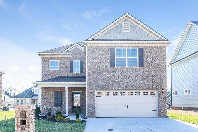 822 Sapphire Drive - Photo 1