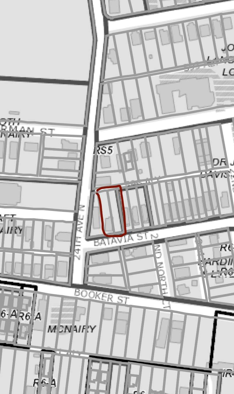 2324 Batavia St - Photo 1