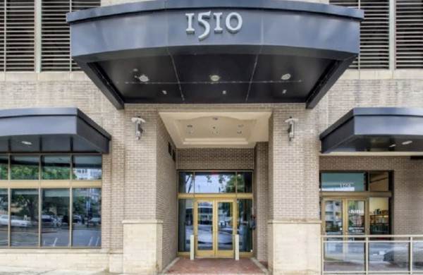 1510 Demonbreun St - Photo 1