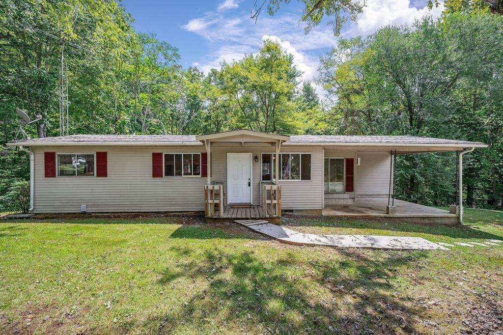 135 Young Mill Ln - Photo 1