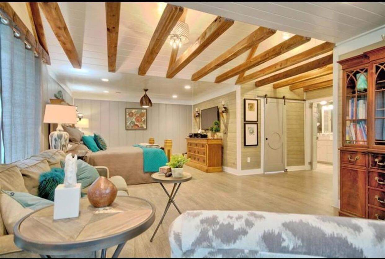 1382 Dunbar Cave Rd - Photo 1