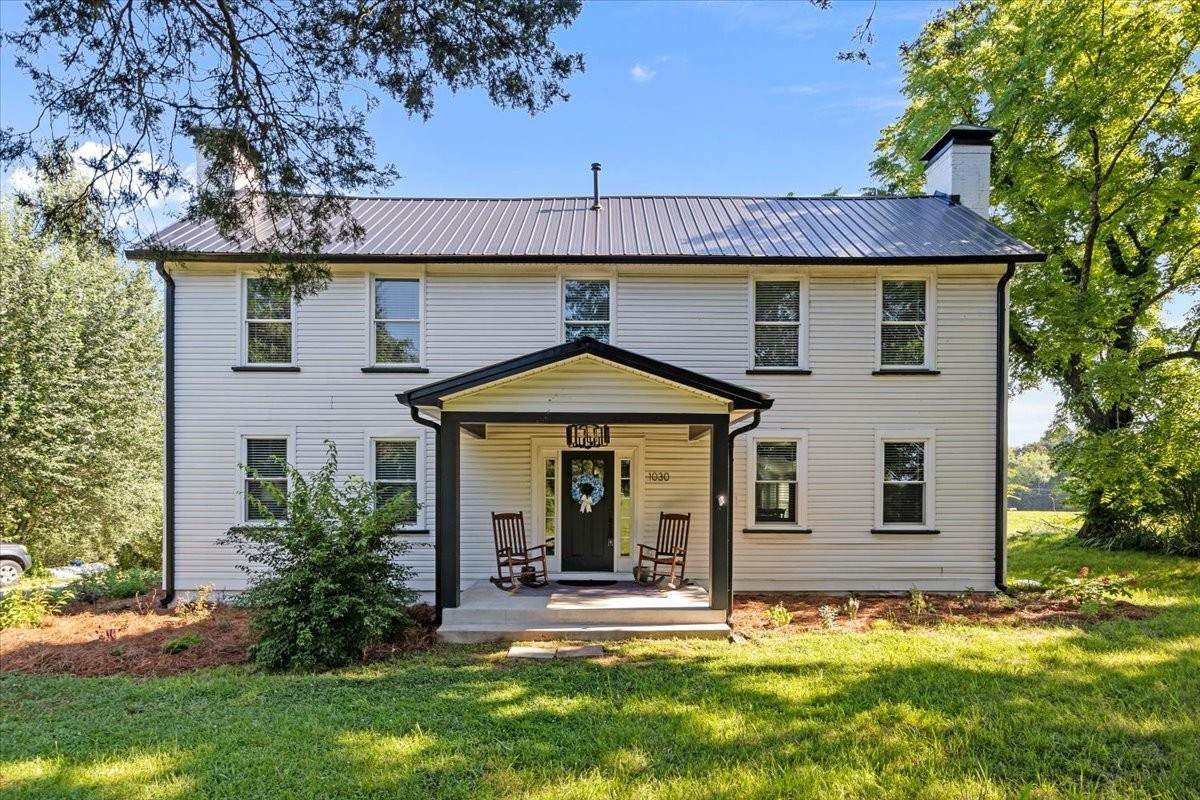 1030 Upper Creek Rd - Photo 1