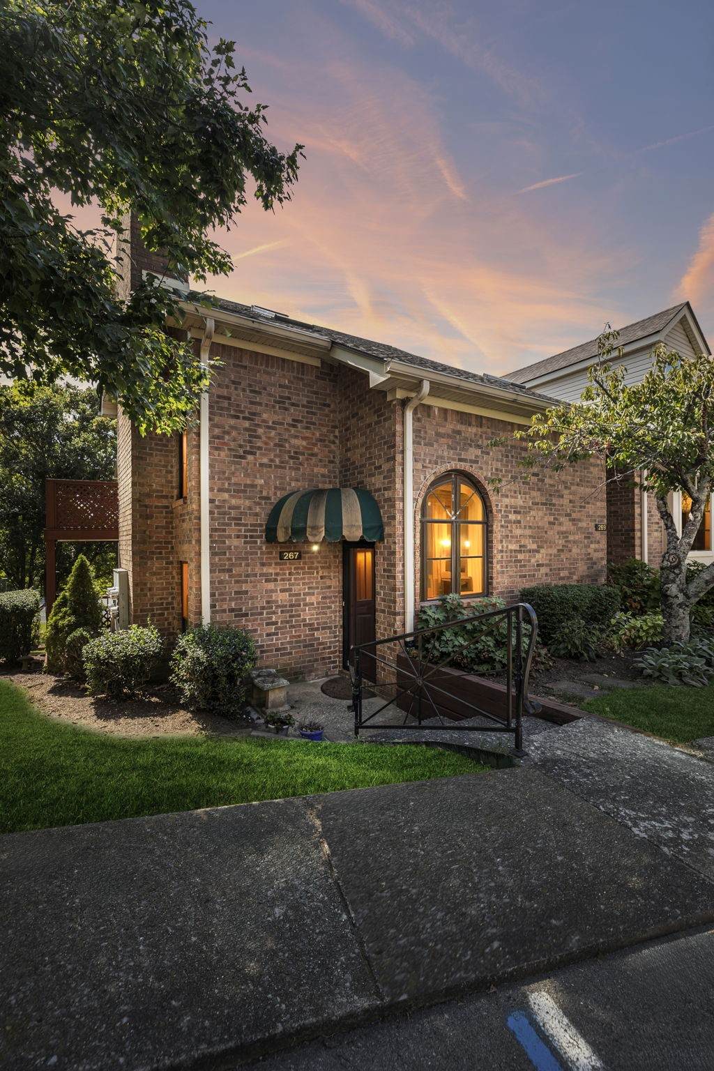 267 Glenstone Cir - Photo 1