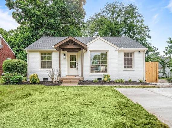 1110 Matthews Pl - Photo 1