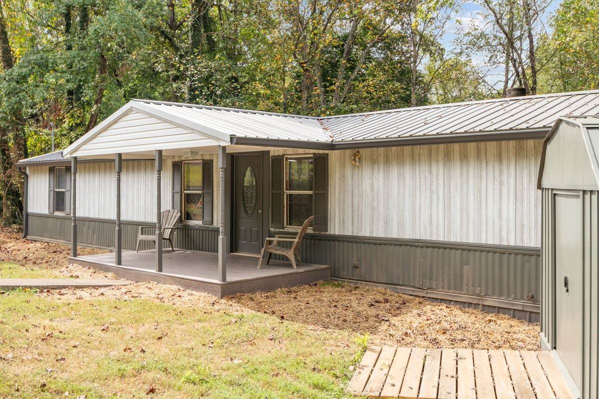 1492 Cumberland Heights Rd - Photo 1