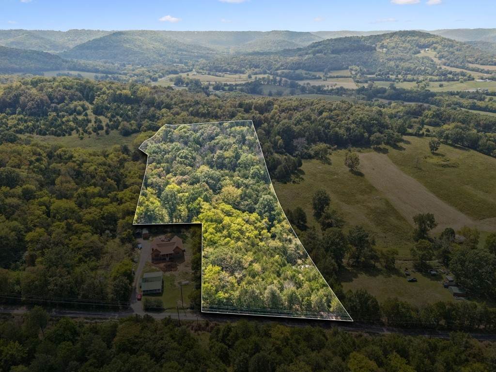 236 Bradyville Hill Rd - Photo 1