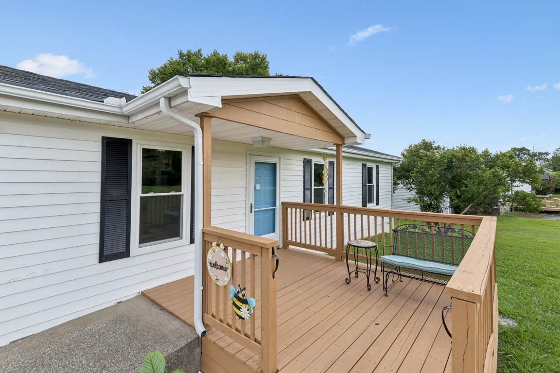 233 Curd Rd - Photo 1