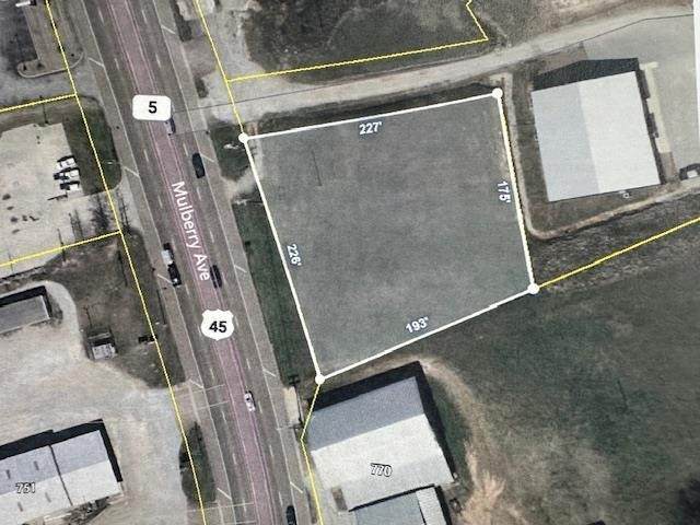 745 Mulberry Ave - Photo 1