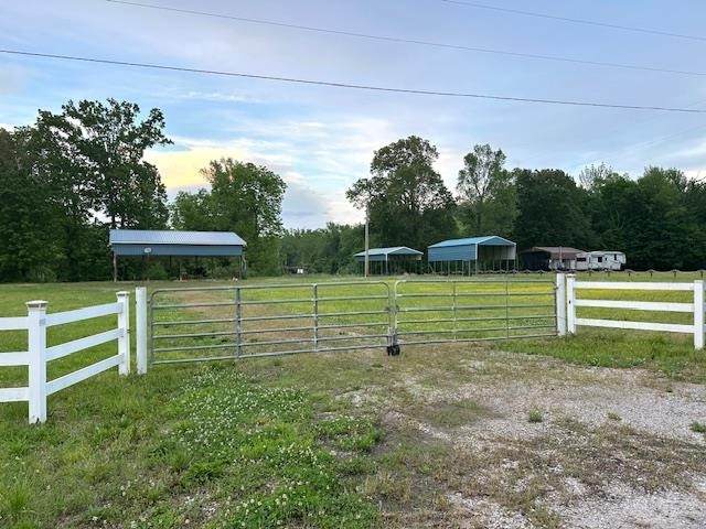 220 Connie Beth Ln - Photo 1