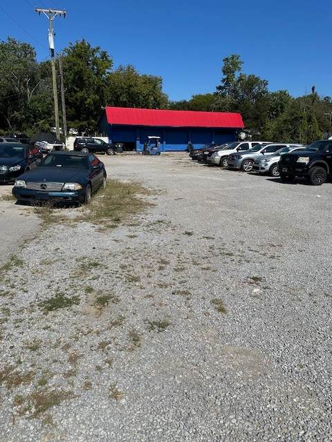 https://bt-photos.global.ssl.fastly.net/nashville/orig_boomver_1_RTC3013792-1.jpg