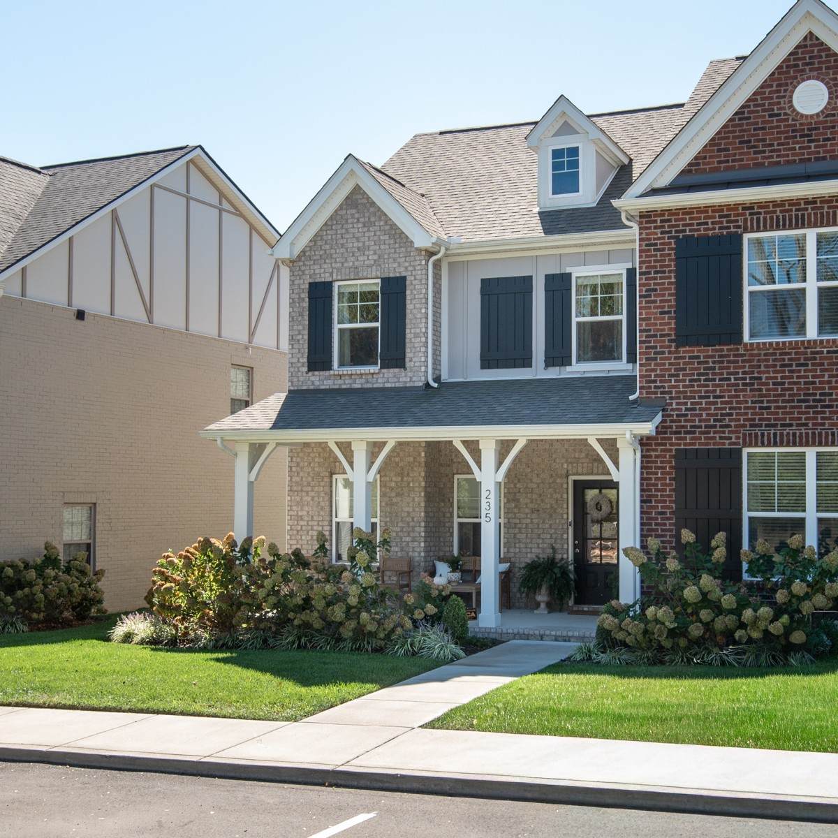 235 Grandstand Blvd - Photo 1