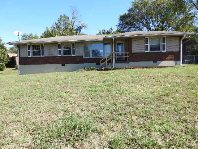 2501 Western Hills Dr - Photo 1