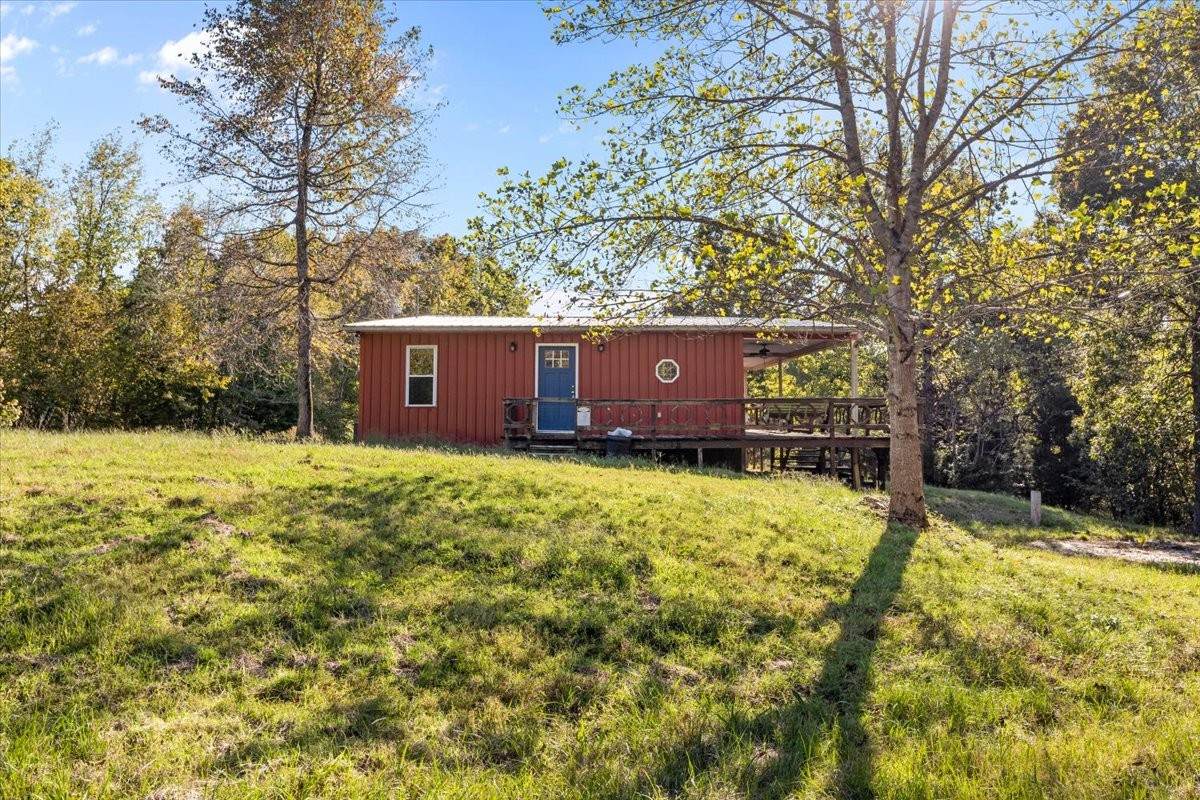 3316 Toms Creek Rd - Photo 1