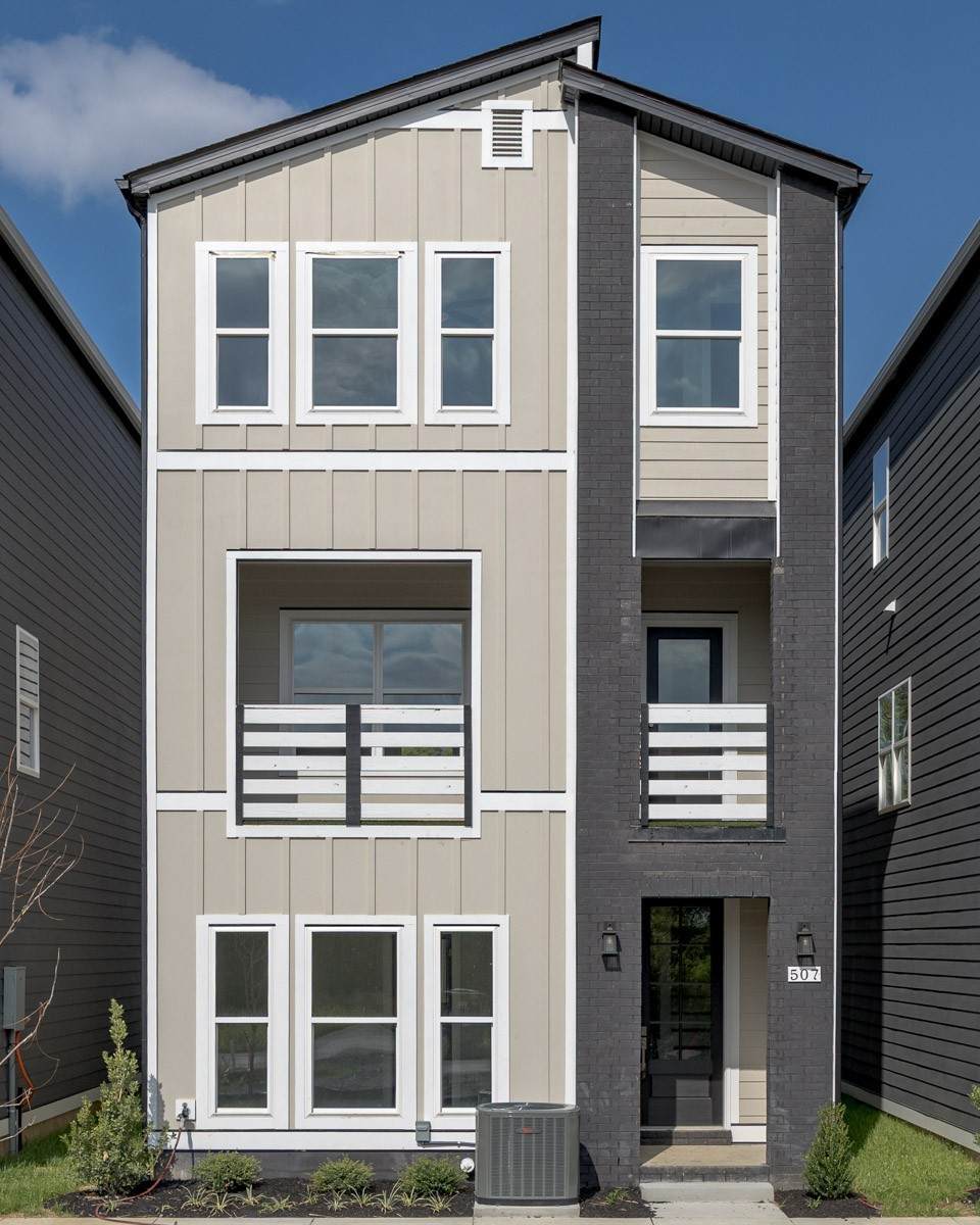 507 Kalman Ln - Photo 1