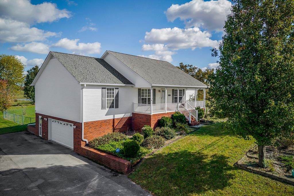 1520 Hawkins Crawford Rd - Photo 1