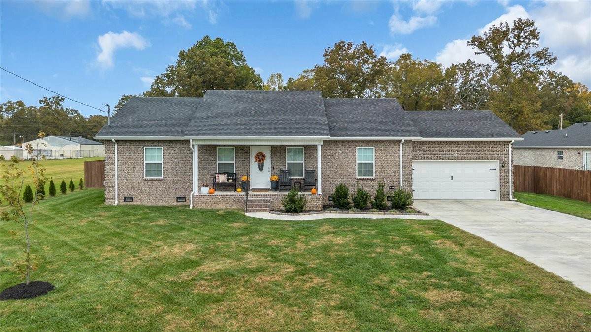 1003 Kennedy Dr - Photo 1