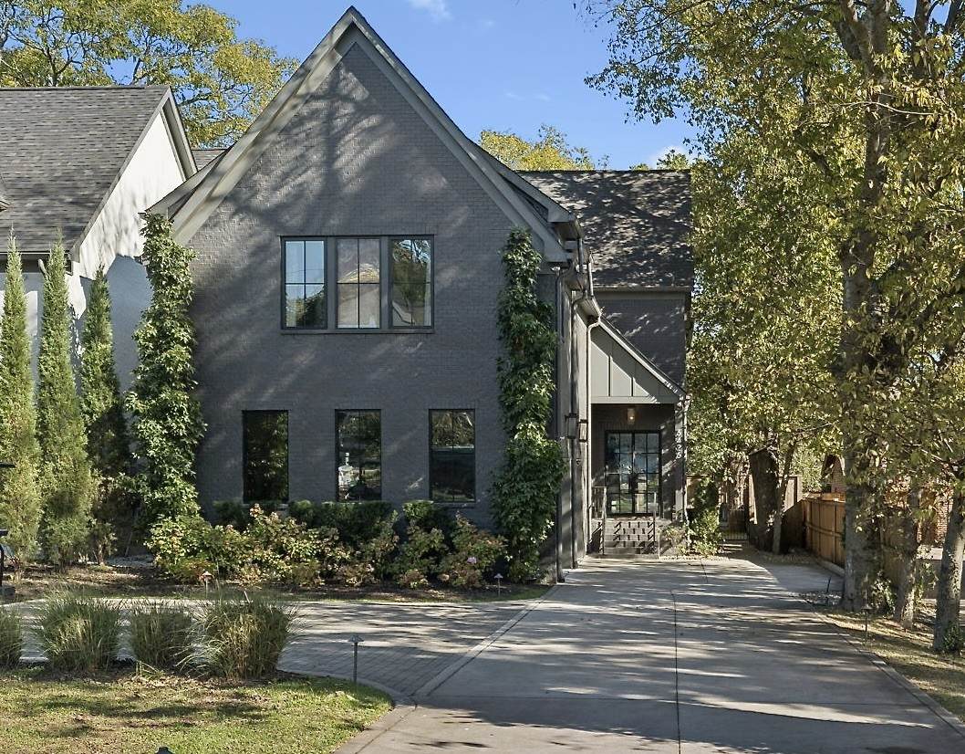 3426 Stokesmont Rd - Photo 1