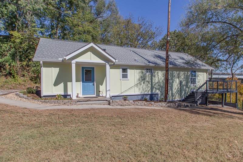 2006 Rivercliff Dr - Photo 1