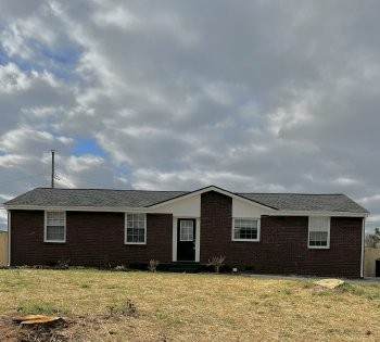 105 Ambrose Dr - Photo 1