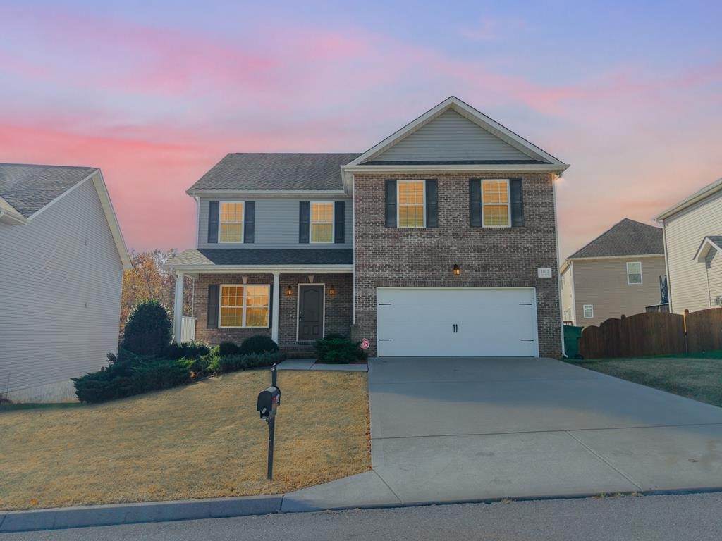 1912 Mahogany Wood Trl - Photo 1