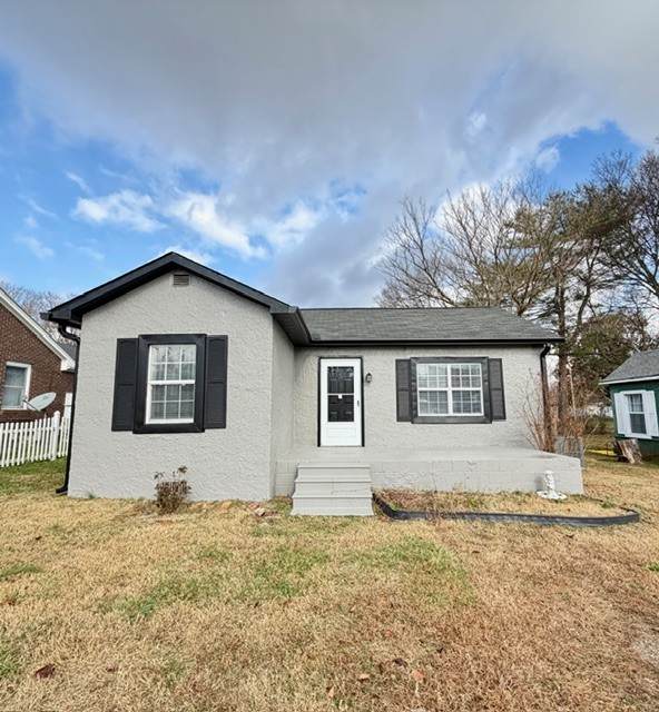 302 Poplar St - Photo 1