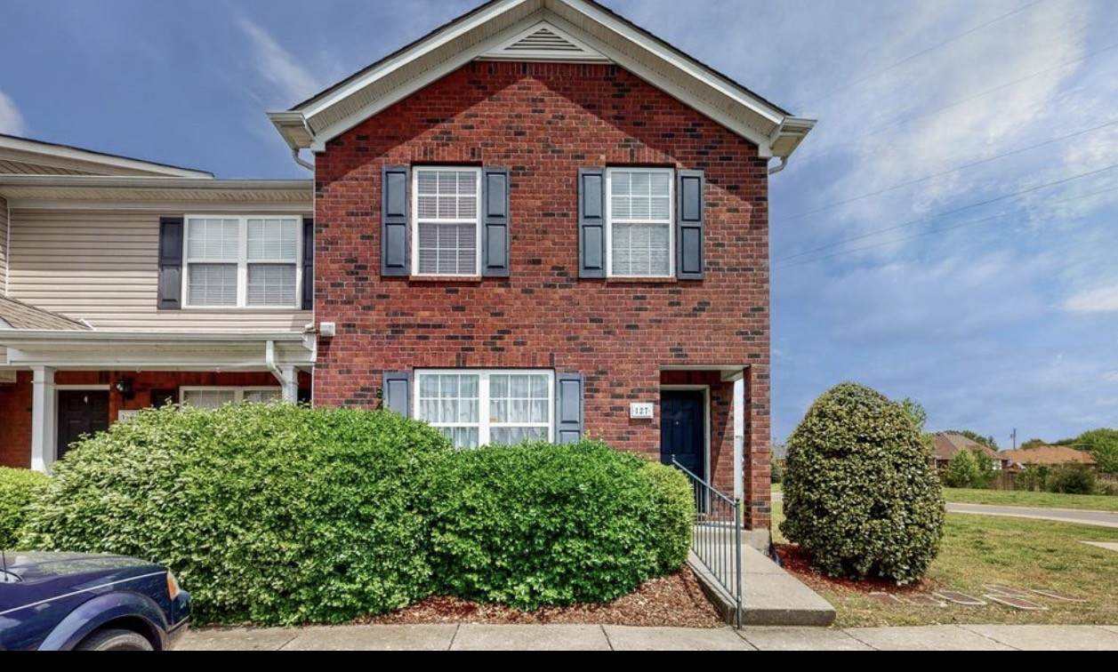 127 Oak Valley Cir - Photo 1