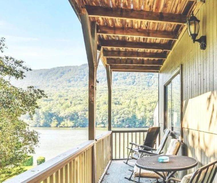 21752 River Canyon Rd - Photo 1