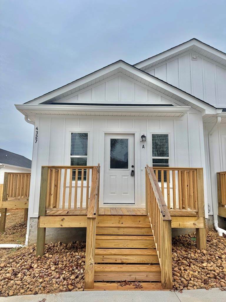 4327 Cronan Dr - Photo 1