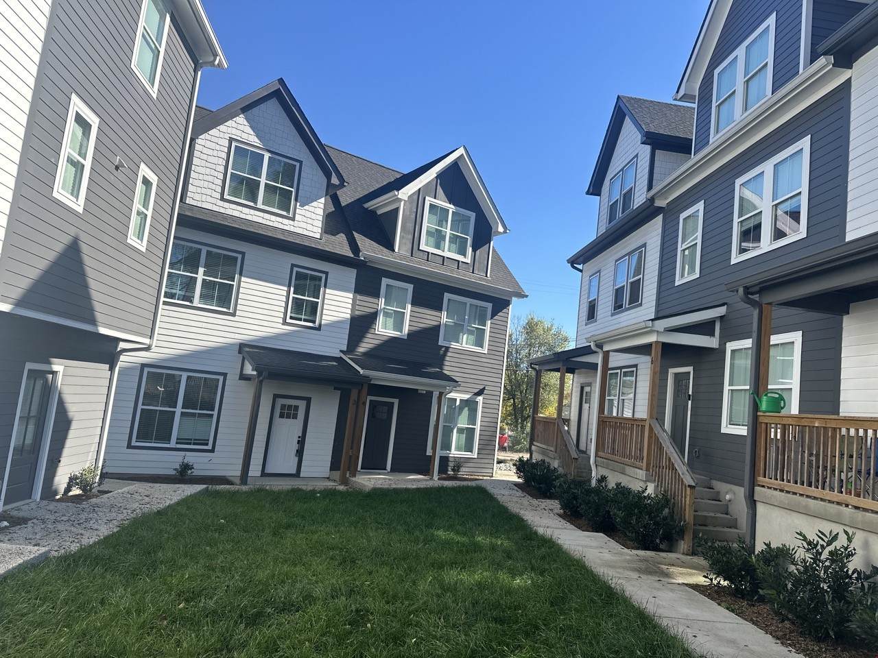 200 Raymond St - Photo 1