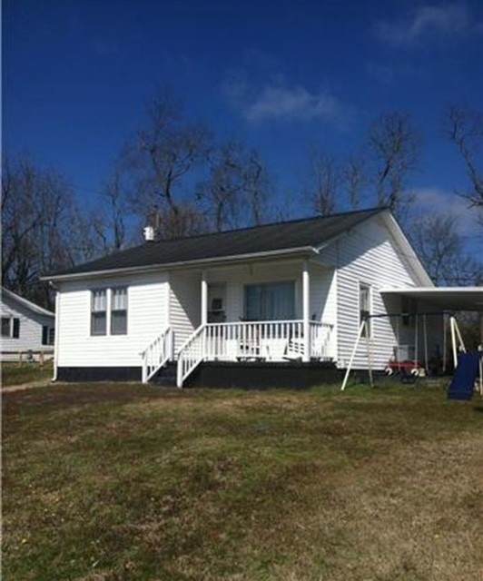 8 Badger Ln - Photo 1